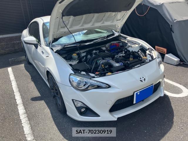 Toyota 86 2016-07 8364460-1