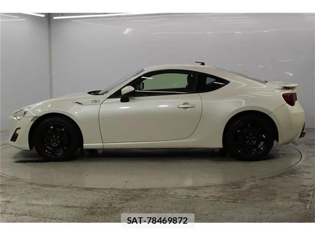Toyota 86 2012-07 8371367-9