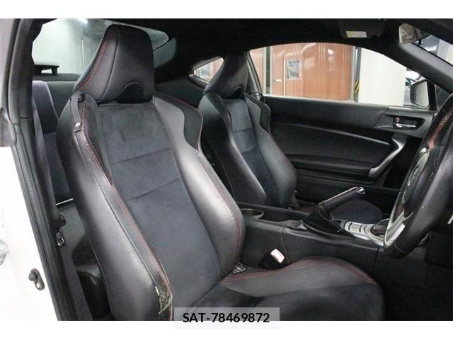 Toyota 86 2012-07 8371367-28