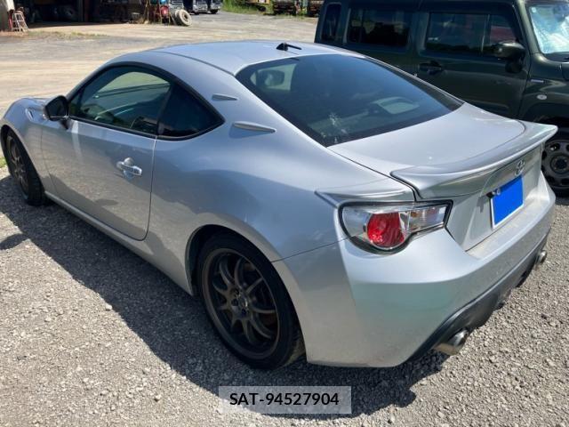 Toyota 86 2013-12 8371369-4