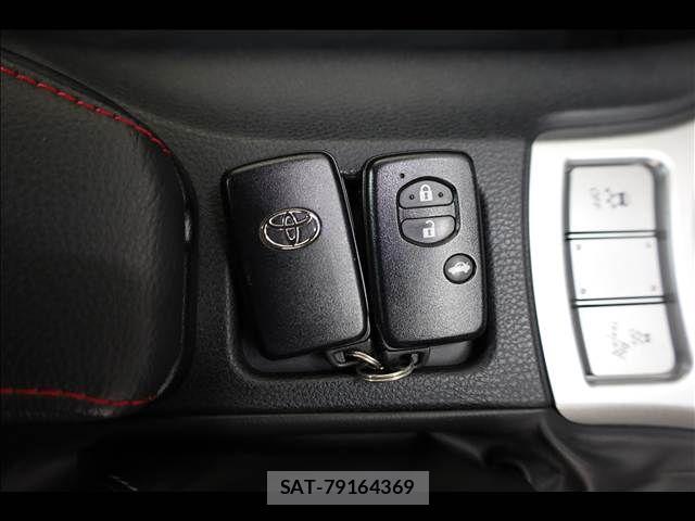 Toyota 86 2016-08 8408273-14