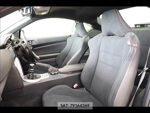 Toyota 86 2016-08 8408273-15