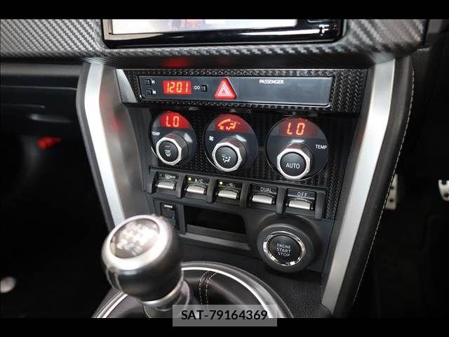 Toyota 86 2016-08 8408273-8