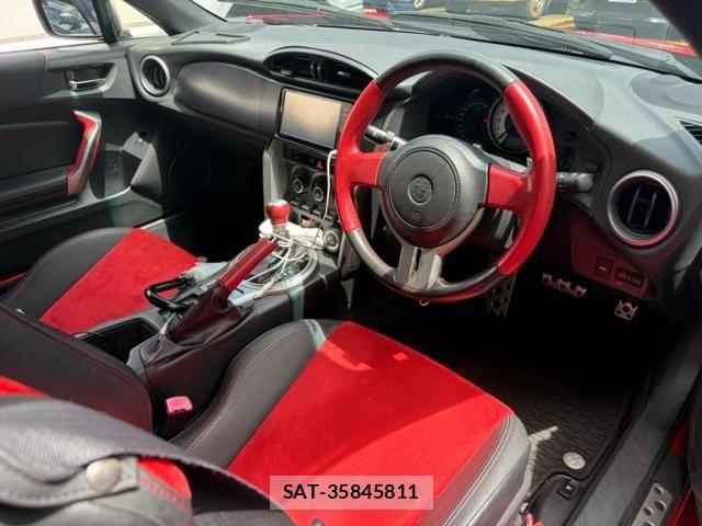 Toyota 86 2012-04 8409541-10