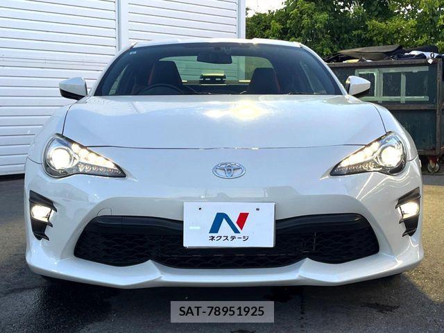 Toyota 86 2017-09 8437481-14