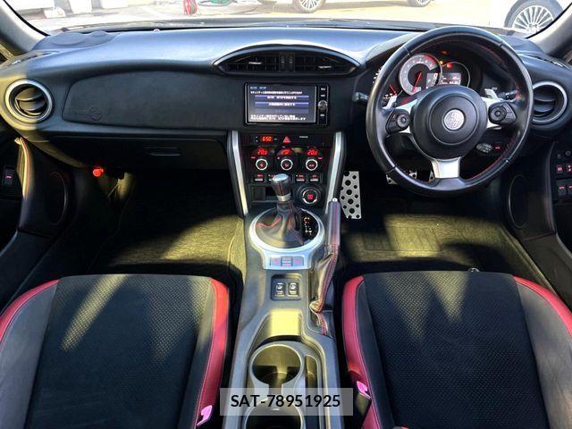 Toyota 86 2017-09 8437481-1