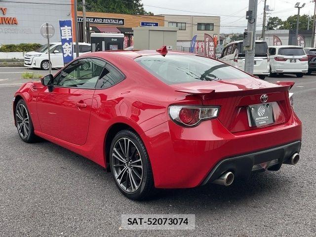 Toyota 86 2013-03 8437667-11