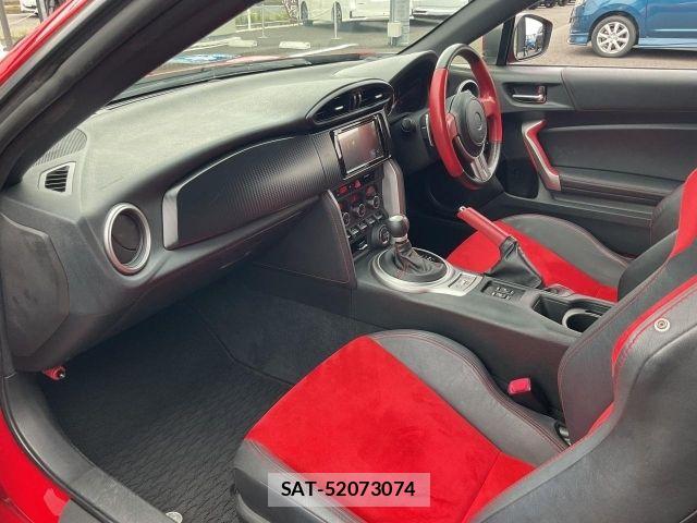 Toyota 86 2013-03 8437667-19