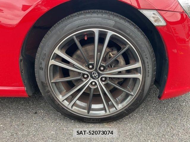 Toyota 86 2013-03 8437667-21