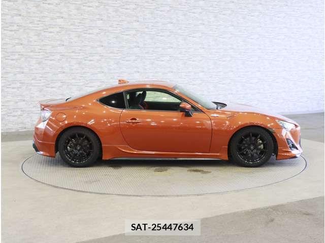 Toyota 86 2015-09 8456570-12