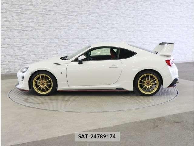 Toyota 86 2016-09 8456557-12