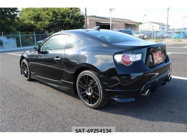 Toyota 86 2013-03 8484192-14