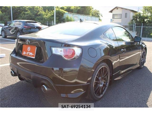 Toyota 86 2013-03 8484192-18
