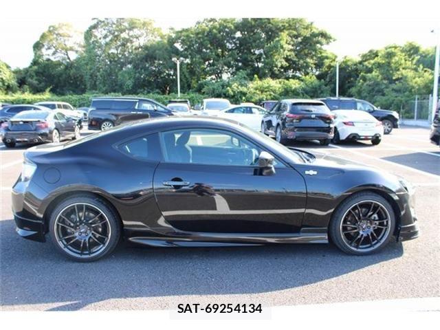 Toyota 86 2013-03 8484192-21