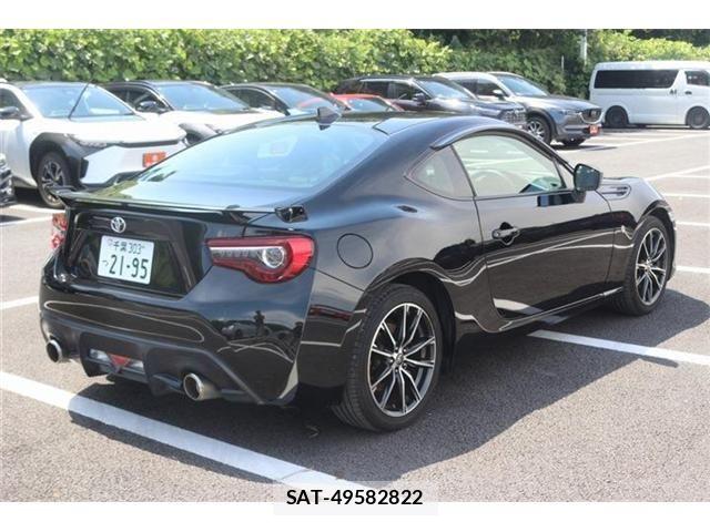 Toyota 86 2019-10 8522166-23
