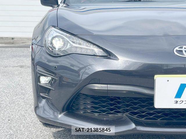 Toyota 86 2017-09 8522396-12