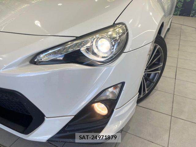 Toyota 86 2014-06 8560576-11