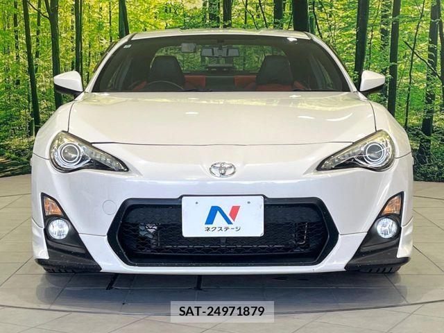 Toyota 86 2014-06 8560576-13