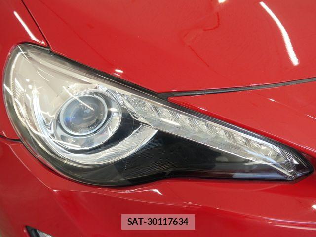 Toyota 86 2013-11 8560557-12
