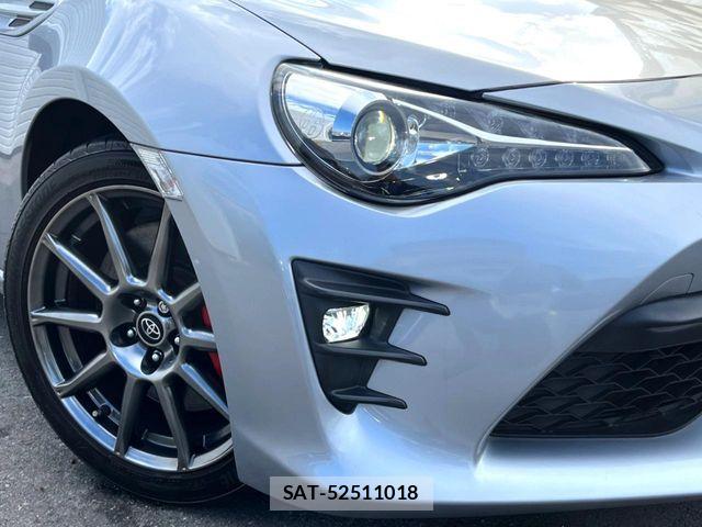Toyota 86 2017-10 8560399-11