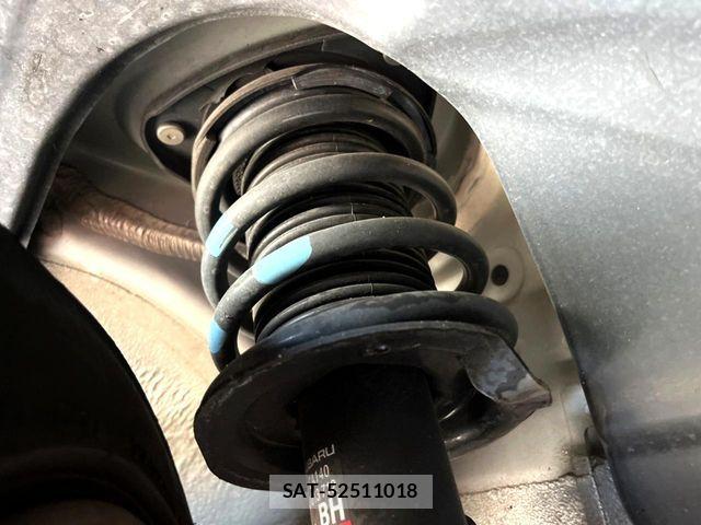 Toyota 86 2017-10 8560399-19