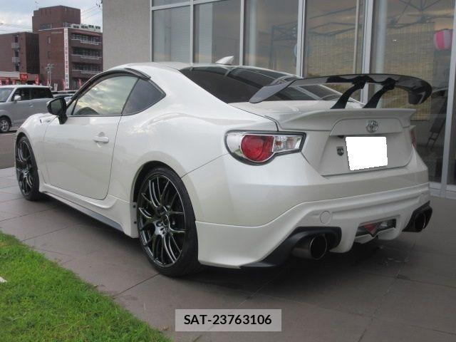 Toyota 86 2013-10 8560584-4