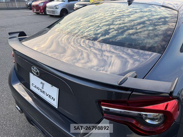 Toyota 86 2019-10 8560398-26