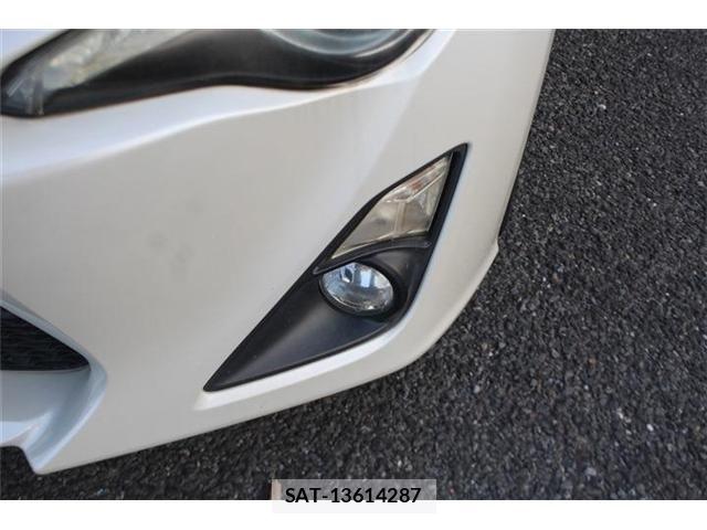 Toyota 86 2012-09 8560577-14