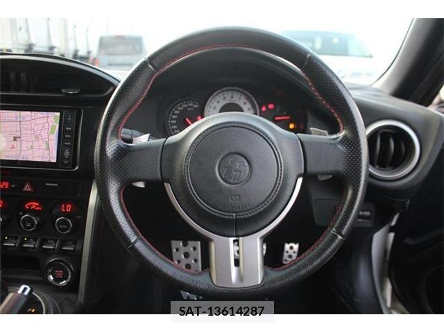 Toyota 86 2012-09 8560577-24
