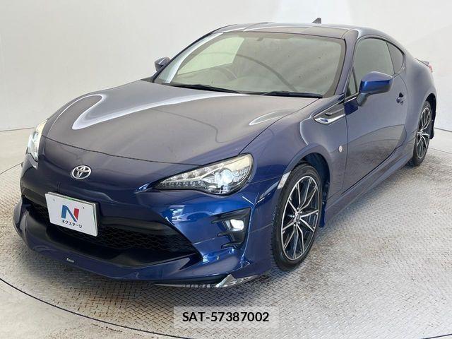 Toyota 86 2017-10 8625566-2