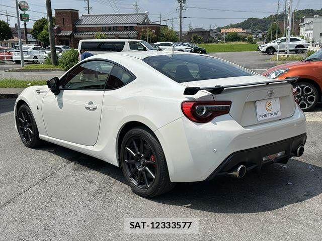 Toyota 86 2018-02 8625561-17