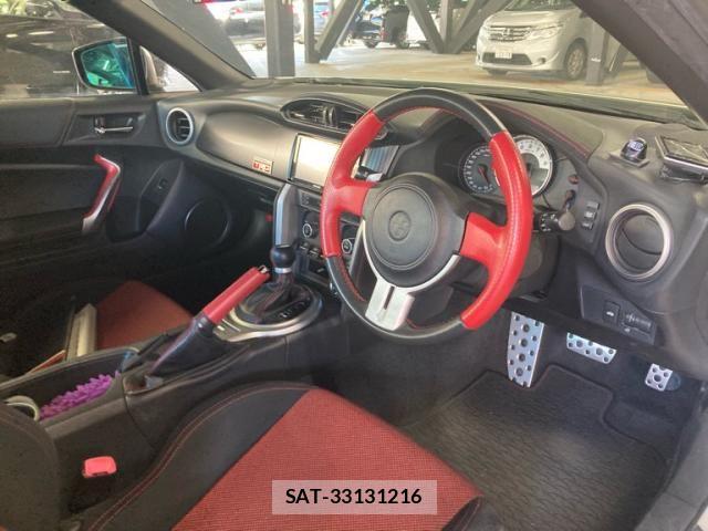Toyota 86 2013-05 8625565-13
