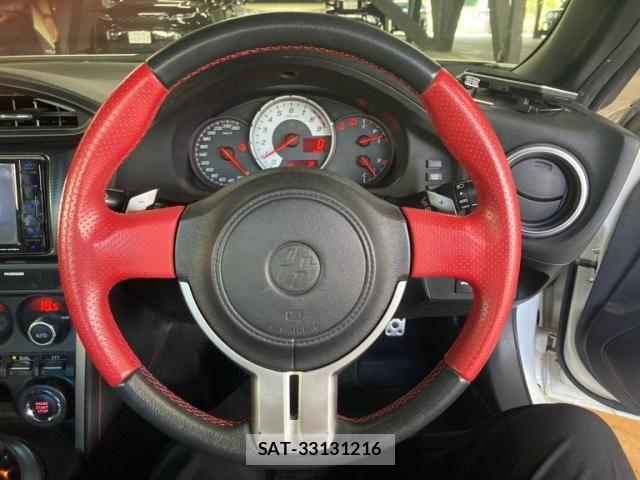Toyota 86 2013-05 8625565-14