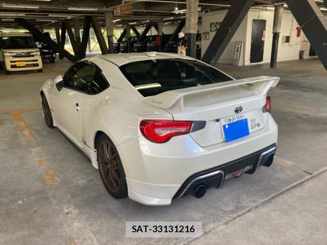 Toyota 86 2013-05 8625565-3