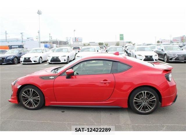 Toyota 86 2012-08 8625569-13