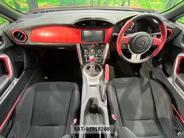 Toyota 86 2015-06 8625570-1