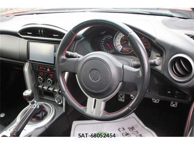 Toyota 86 2013-02 8625562-22