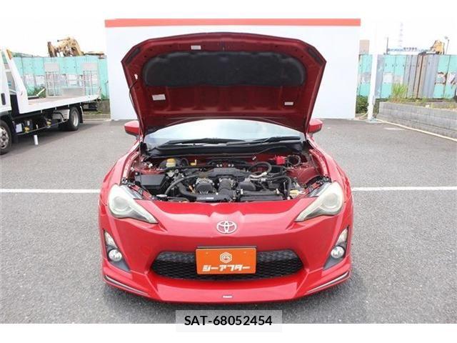 Toyota 86 2013-02 8625562-28