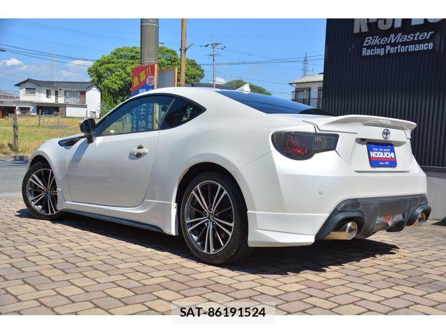 Toyota 86 2012-10 8625564-20