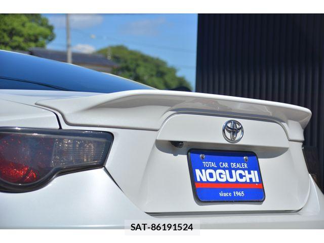 Toyota 86 2012-10 8625564-21