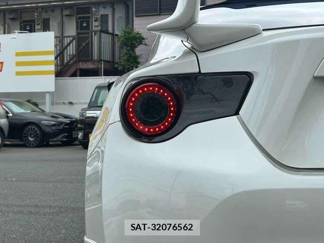 Toyota 86 2018-11 8656857-8