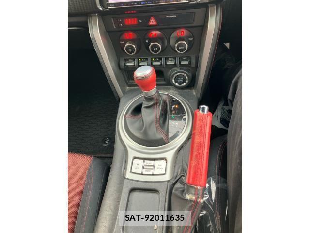 Toyota 86 2012-06 8657102-15