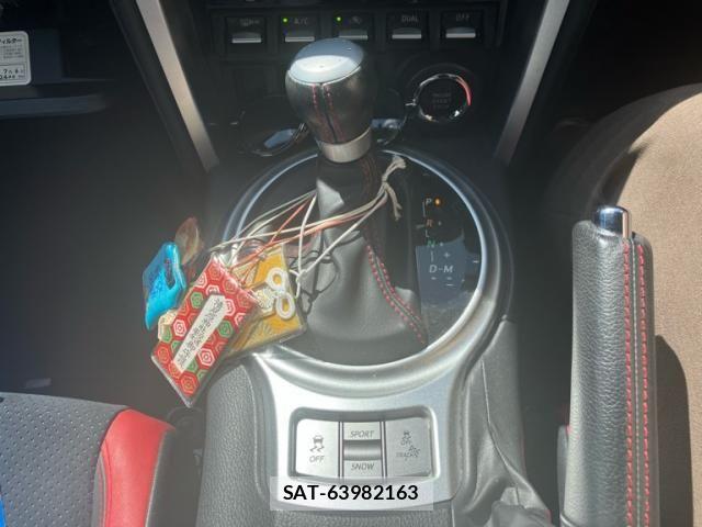 Toyota 86 2018-07 8656867-21