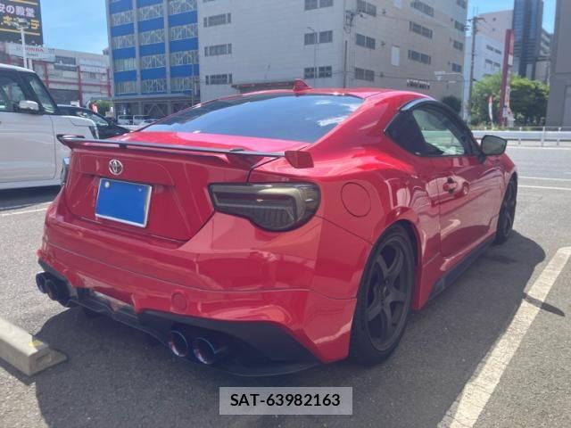 Toyota 86 2018-07 8656867-3