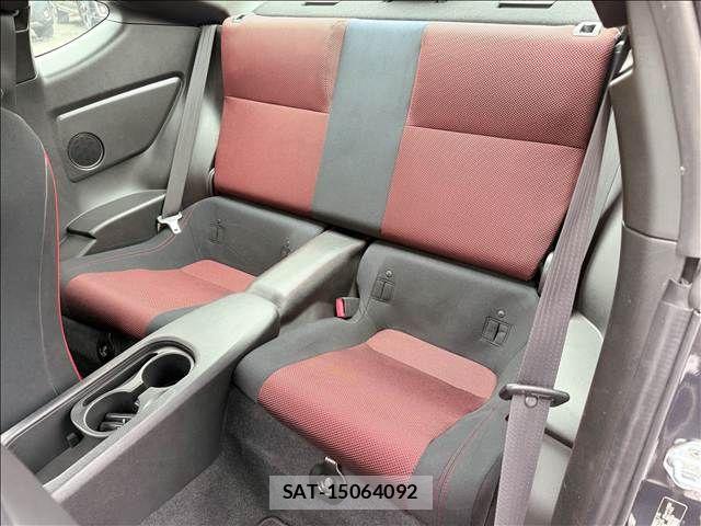 Toyota 86 2012-08 8657066-9