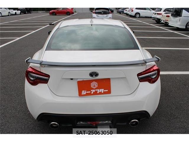 Toyota 86 2021-01 8684737-10