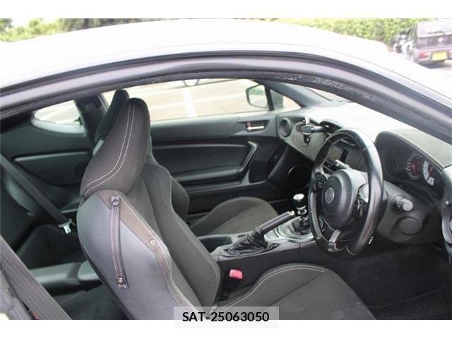 Toyota 86 2021-01 8684737-25