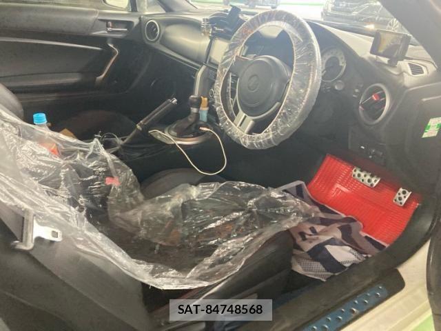 Toyota 86 2012-06 8684828-11