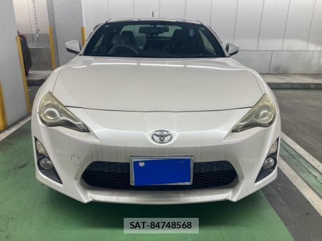 Toyota 86 2012-06 8684828-1
