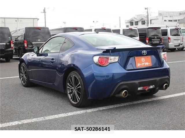 Toyota 86 2013-04 8684808-9